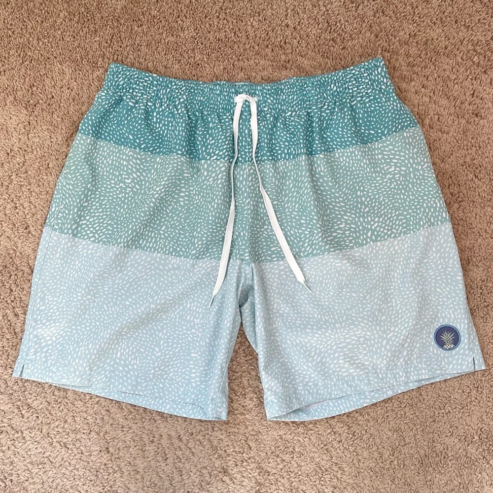 Chubbies The Classic Swim Trunk 7” Whale Sharks Swimsuit Men’s Size XXL